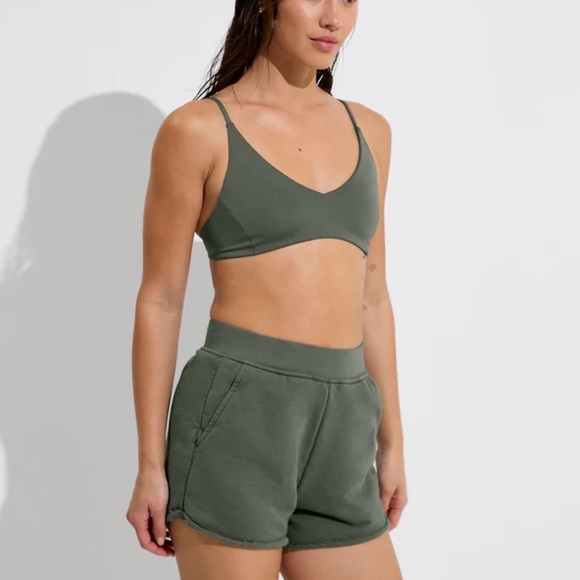 Left on Friday sweatshirt and matching shorts - Picture 4 of 6